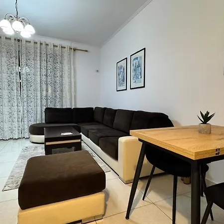 13 Bs Skanderbeg Square Apartment