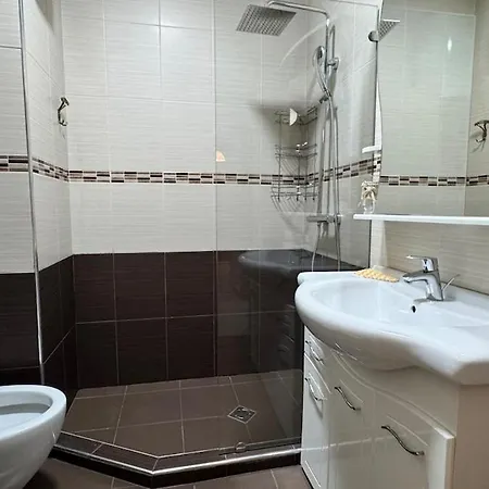 Apartment 13 Bs Skanderbeg Square
