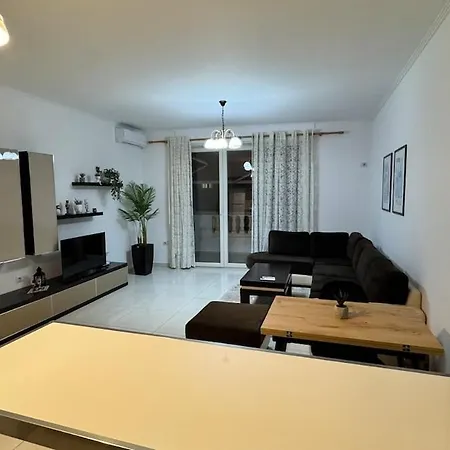 13 Bs Skanderbeg Square Apartment *
