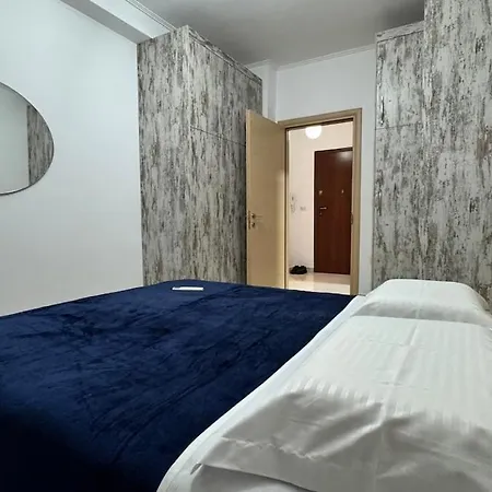 13 Bs Skanderbeg Square Apartment Tirana