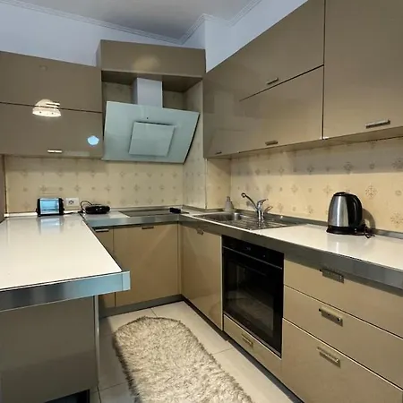 13 Bs Skanderbeg Square